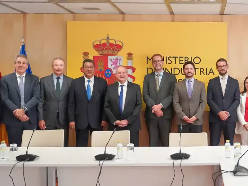 Puebla y España acuerdan fortalecer su potencial turístico e industrial