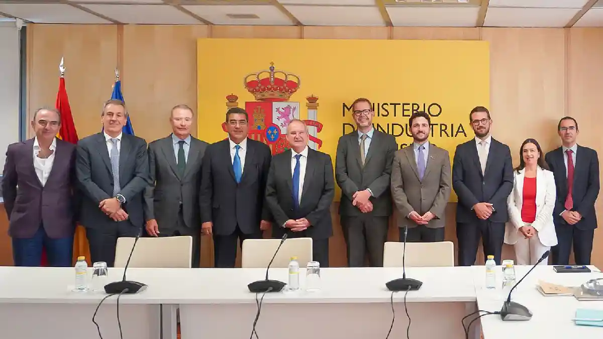 Puebla y España acuerdan fortalecer su potencial turístico e industrial