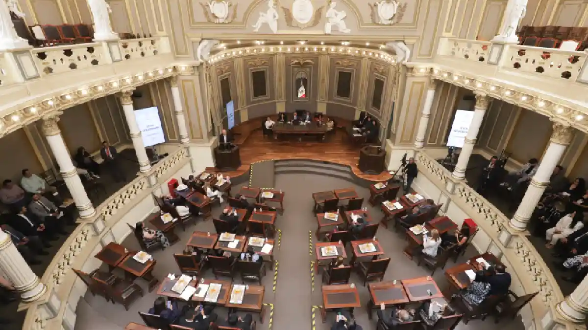 Congreso Estatal, la fuerza que da vida a la democracia poblana: Sergio Salomón