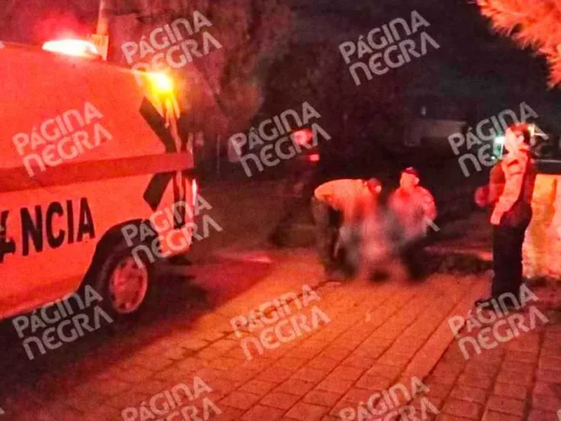 Atacan a balazos a hombre afuera de Oxxo en Puebla; murió durante traslado a hospital