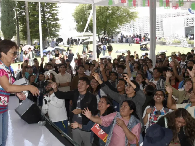 La BUAP celebra la tradicional fiesta mexicana