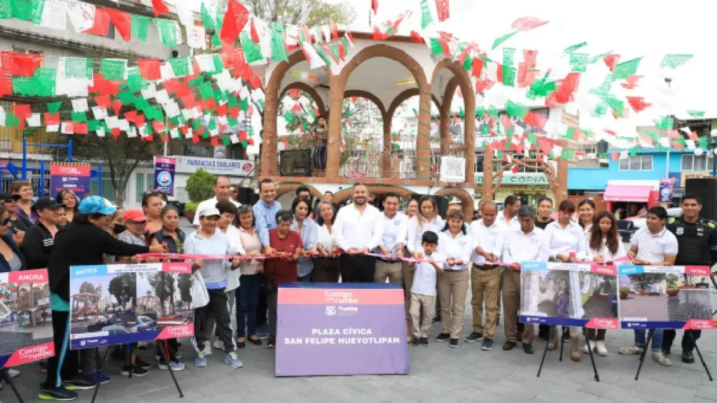 Ayuntamiento de Puebla inaugura rehabilitación de la plaza cívica de San Felipe Hueyotlipan