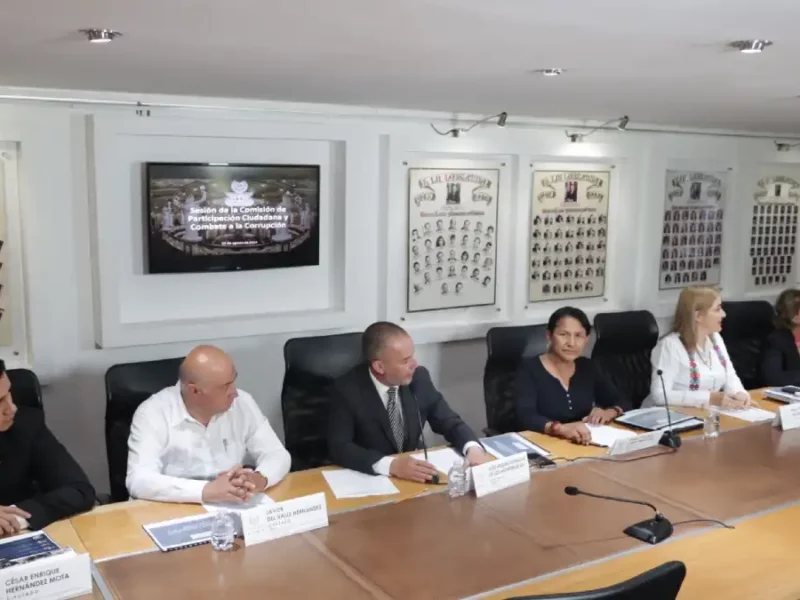 Presentan Comisiones del Congreso Informe Anual de Trabajo