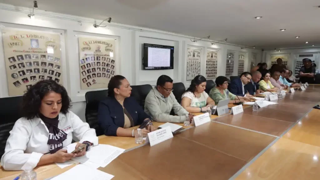 Convoca Comisión Permanente del Congreso a Sesión Extraordinaria