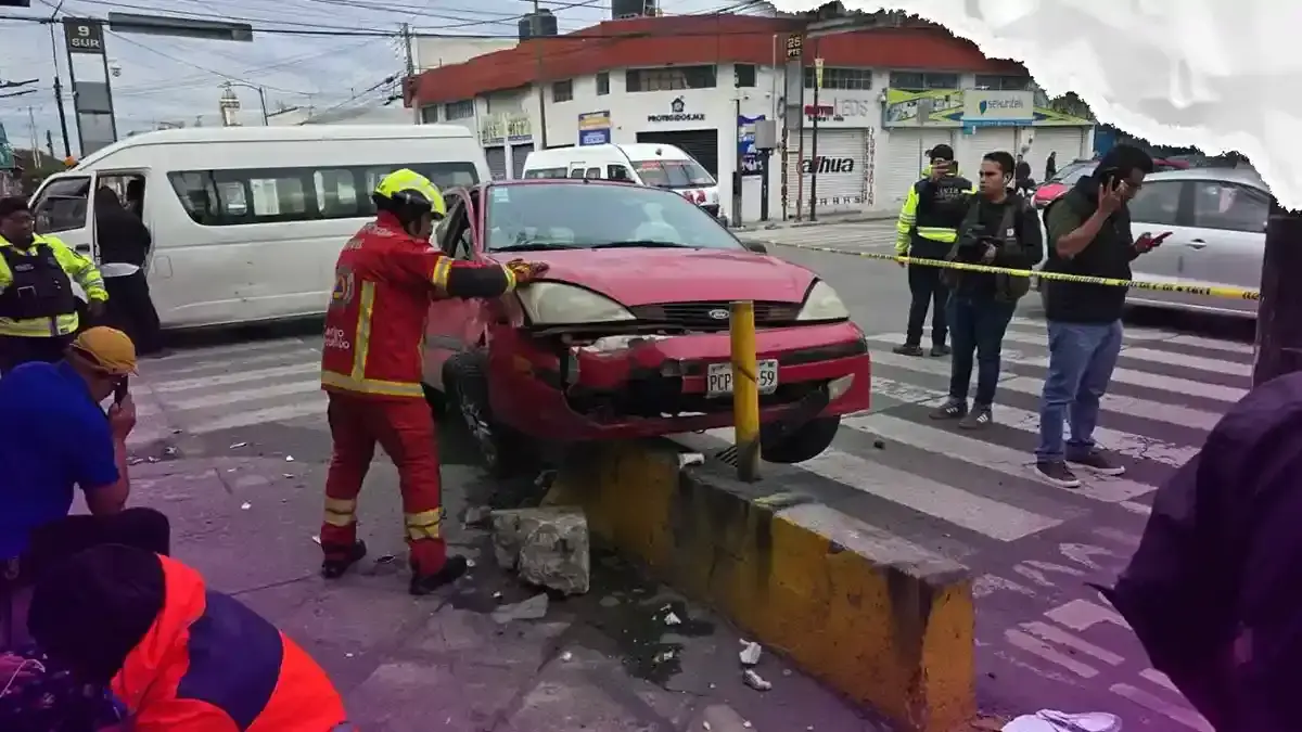 Choque entre Ruta S3 y auto dejó cinco lesionados en Chulavista, Puebla 