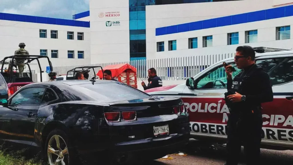 Matan a adolescente en un Camaro durante aparente intento de asalto en Puebla