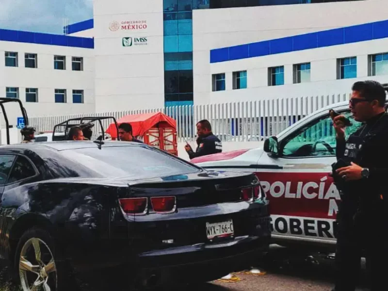 Matan a adolescente en un Camaro durante aparente intento de asalto en Puebla