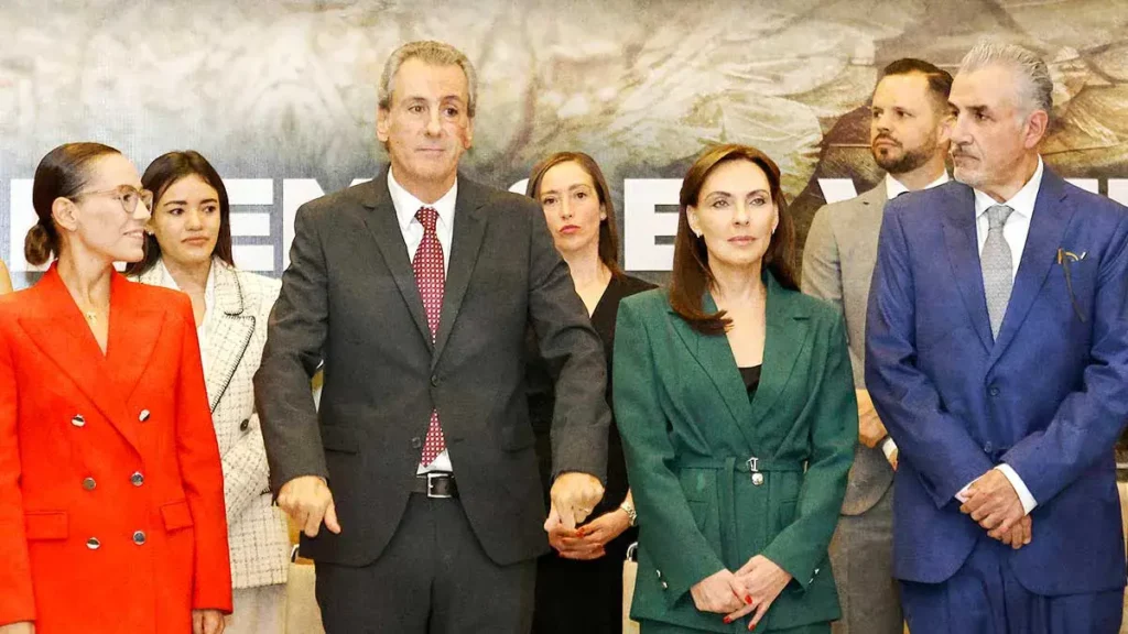 Presenta Pepe Chedraui a su gabinete para el Ayuntamiento de Puebla