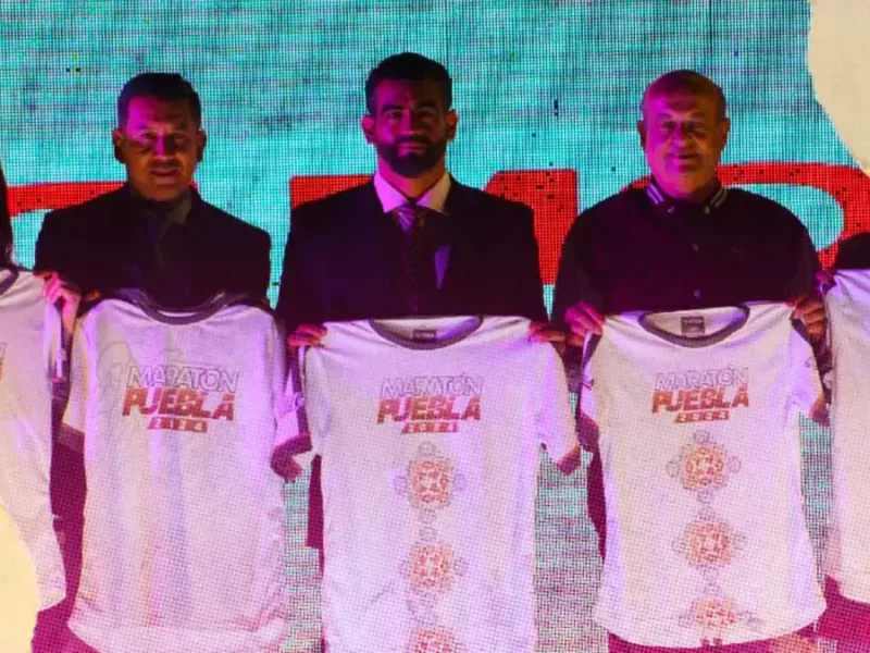 Playera y medalla del Maratón Puebla 2024 están inspiradas en el arte barroco y ángeles