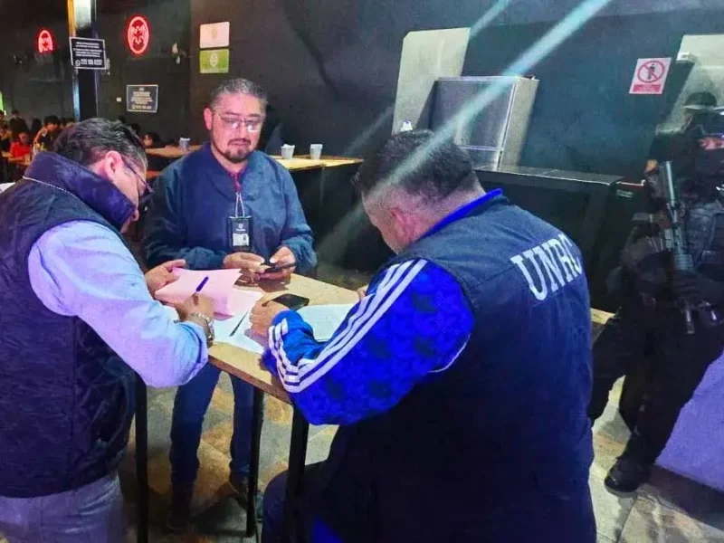 Clausuran bar “Tak Jana” y “Alter Puebla" por falta de permisos para operar