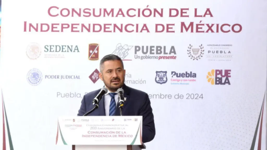 En el 203 aniversario de la consumación de la Independencia, celebran ceremonia conmemorativa