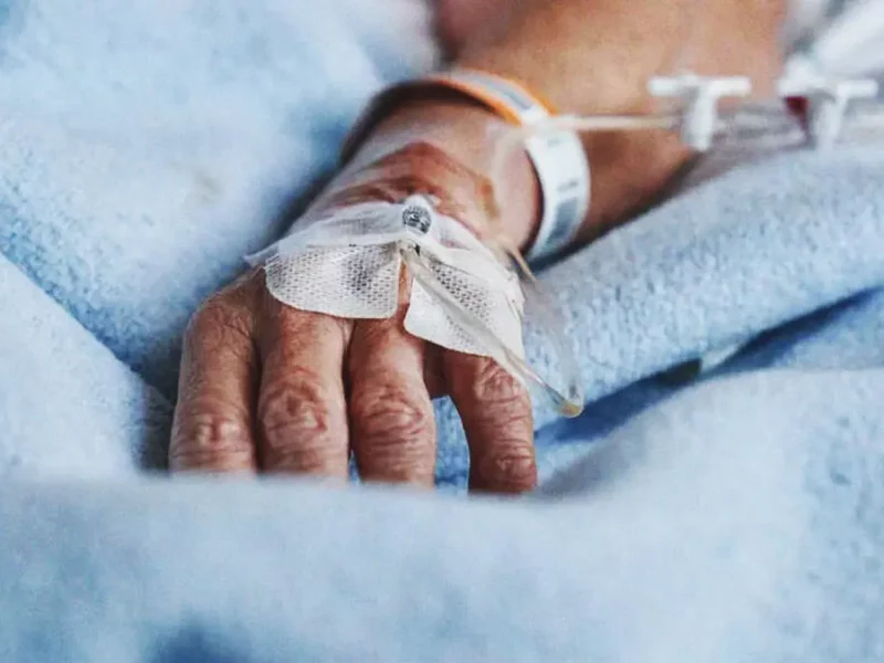 Por infarto, murió adulto mayor un centro de salud de San Felipe Hueyotlipan, Puebla 