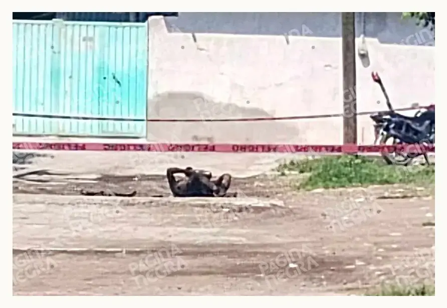 Pobladores lincharon a presunto delincuente, retienen a sus cuatro cómplices en Tlapanalá, Puebla