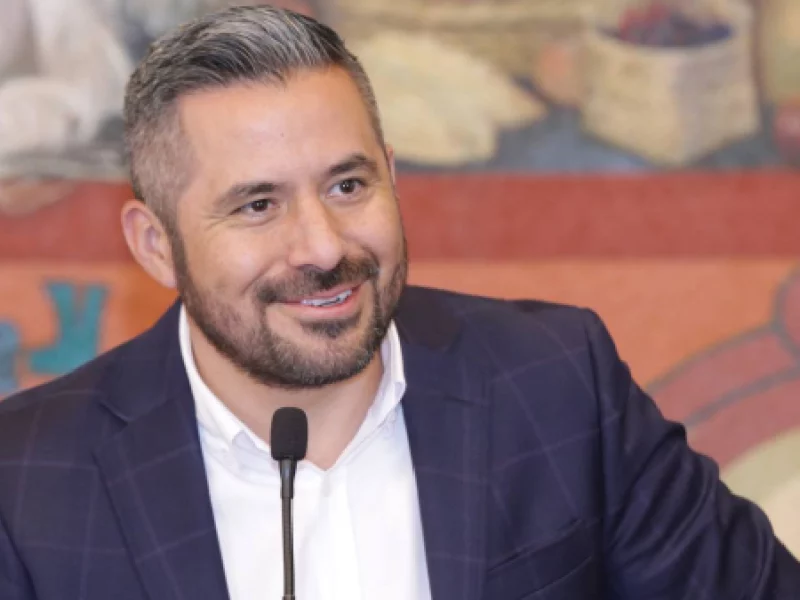 Ayuntamiento de Puebla presenta la biblioteca digital angelopolitana y publica libro hacia los 500 años de la fundación