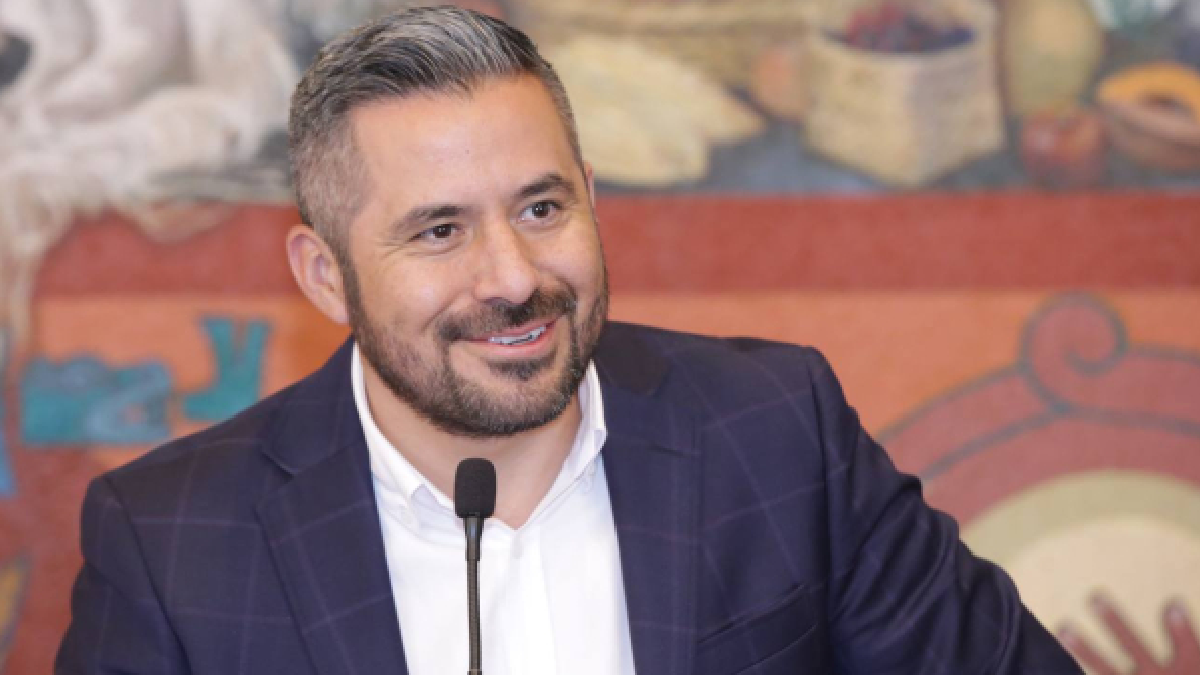 Ayuntamiento de Puebla presenta la biblioteca digital angelopolitana y publica libro hacia los 500 años de la fundación