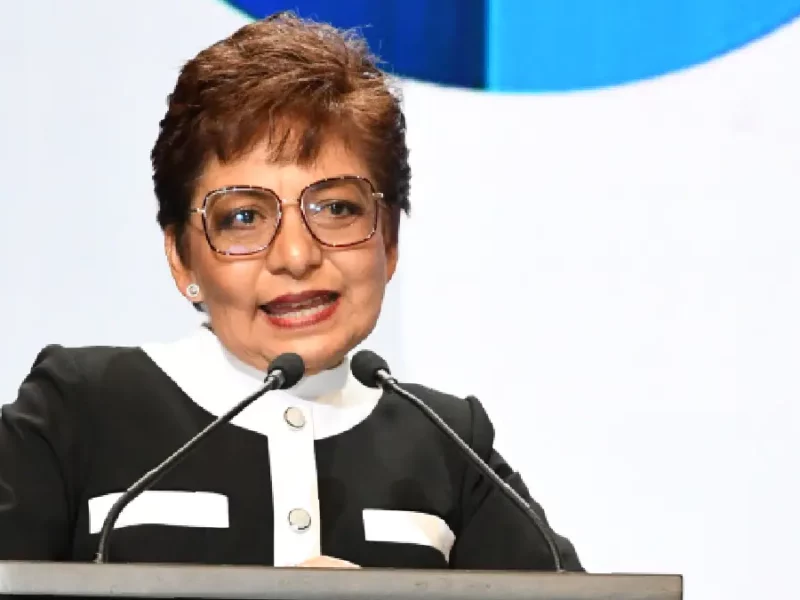 Juntos caminamos con pasos firmes, asegura la Rectora Lilia Cedillo al rendir su Tercer Informe de Labores