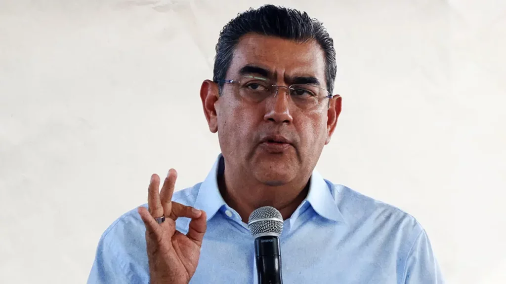 Sergio Salomón Céspedes llama a la unidad de Morena en Puebla