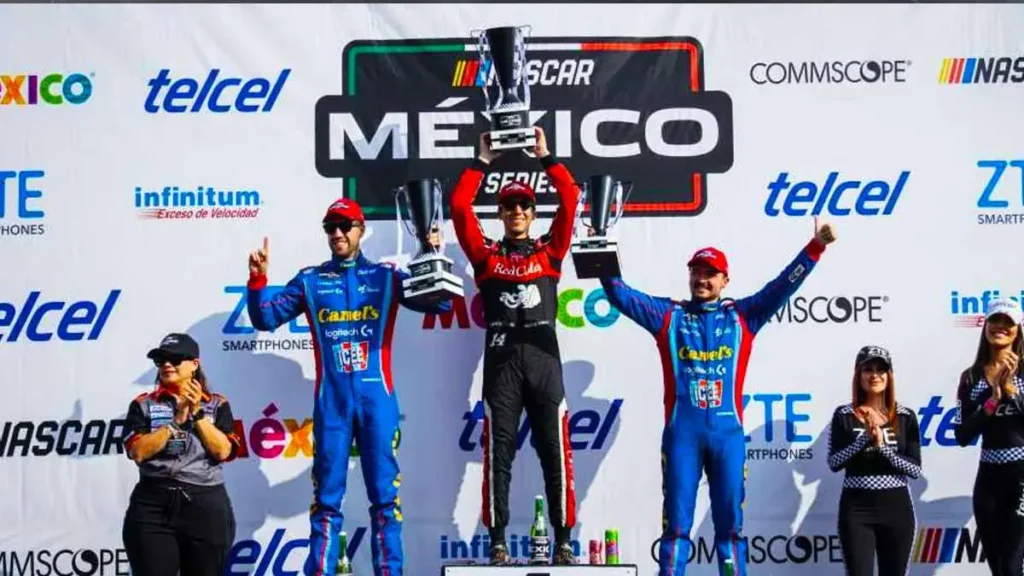 Alex de Alba Jr ganó la Nascar México Series en Puebla; avanza a la final