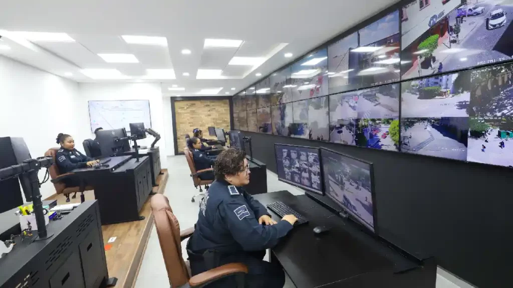 Puebla, con el sistema de videovigilancia más amplio de su historia: Sergio Salomón