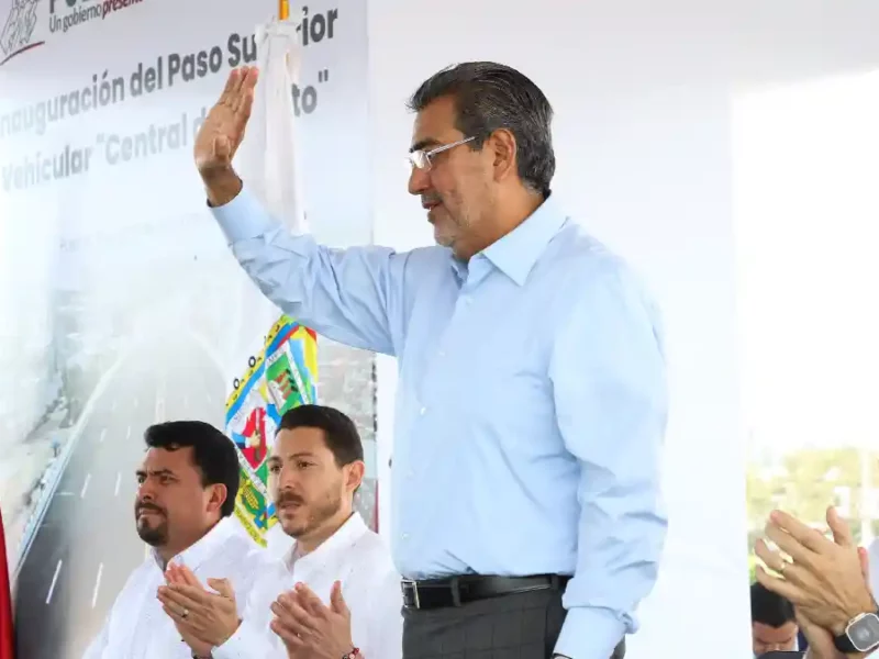 Cumple gobierno de Sergio Salomón con mejorar movilidad en zona metropolitana