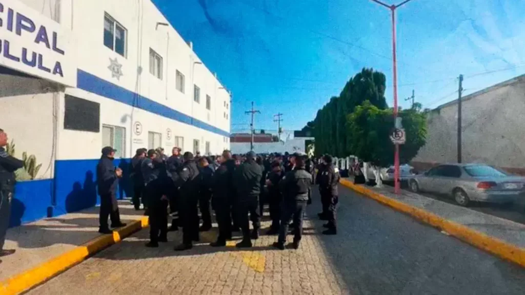 Tonantzin Fernández arranca administración con paro de labores de policías de San Pedro Cholula