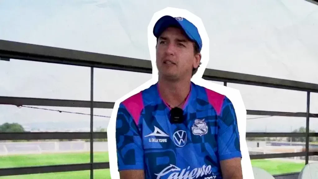 Club Puebla despide a Sergio de la Torre tras agredir a Facundo Waller 