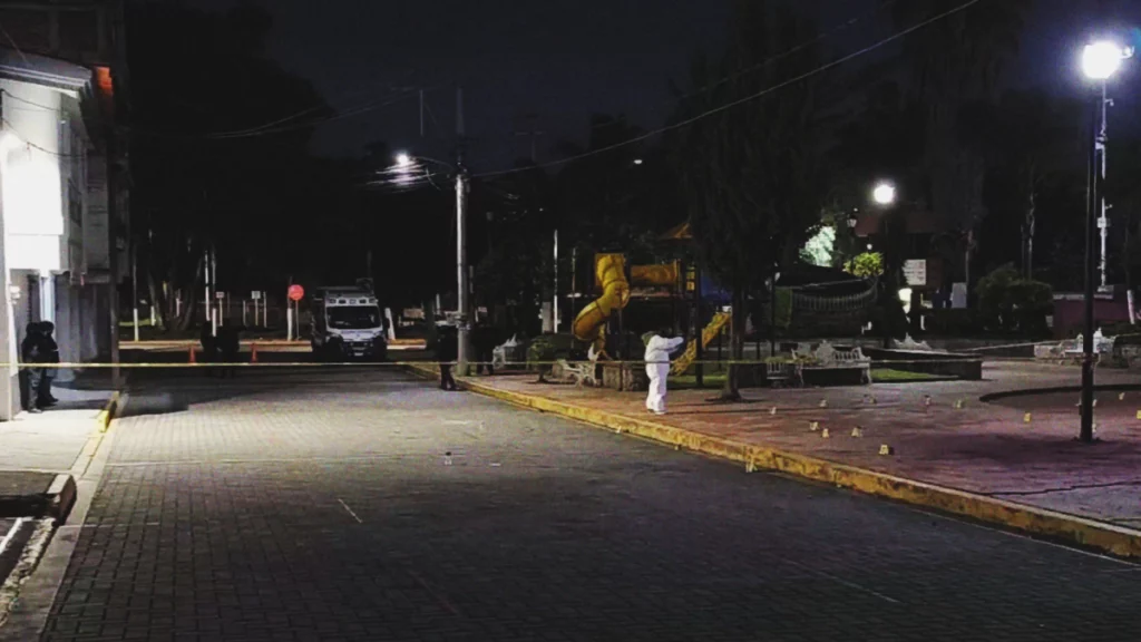 Dentro de una patrulla, ejecutaron a dos policías municipales de Xoxtla, Puebla  