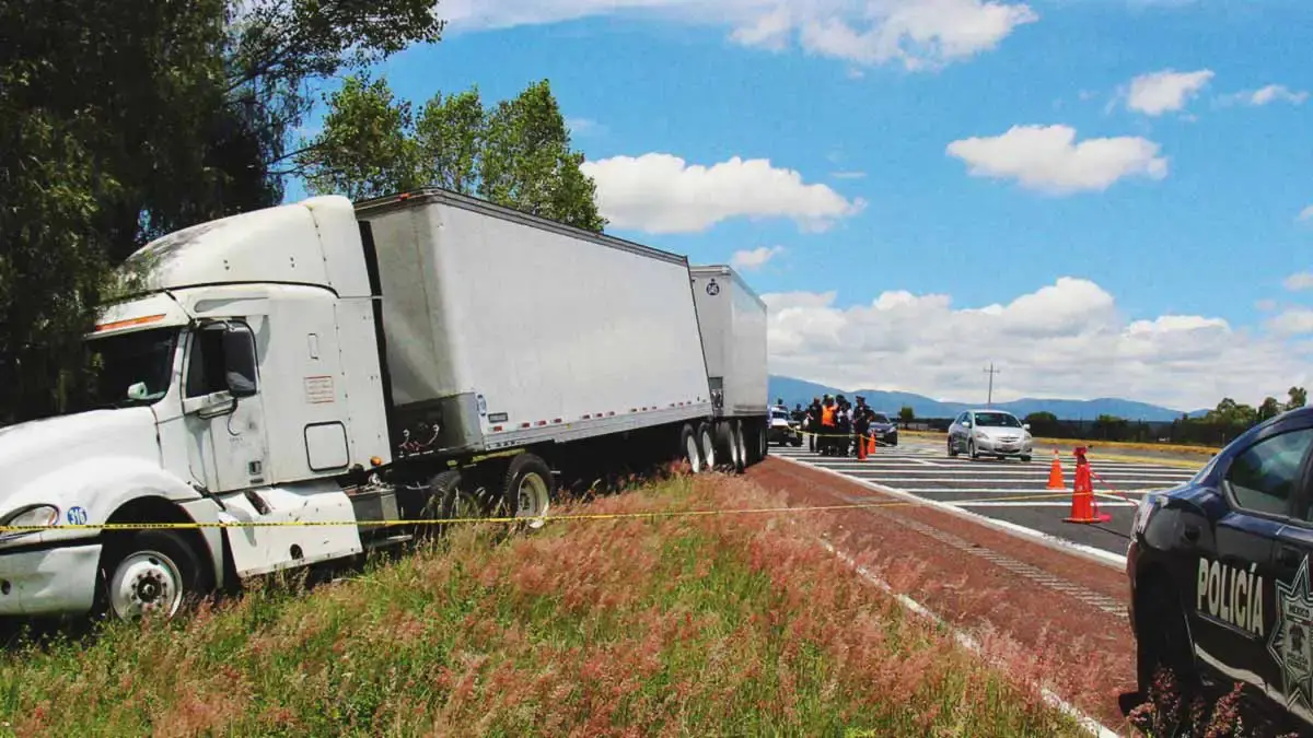 Frustran intento de robo de un tractocamión en Cuapiaxtla de Madero, Puebla