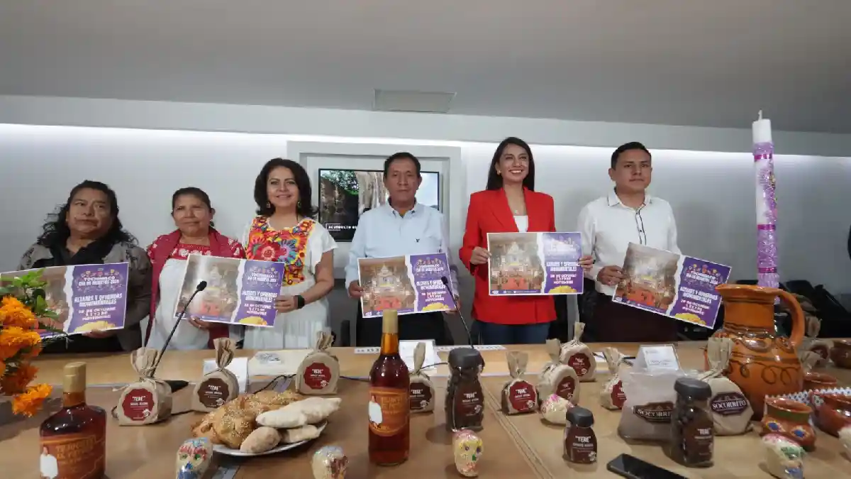 Presentan en Congreso del Estado actividades por Día de Muertos en Tochimilco y Atzitzihuacan