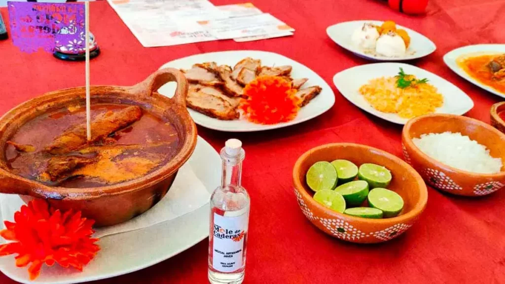 Desde Tehuacán, restaurante La Tradición trae el verdadero Mole de Caderas a Puebla