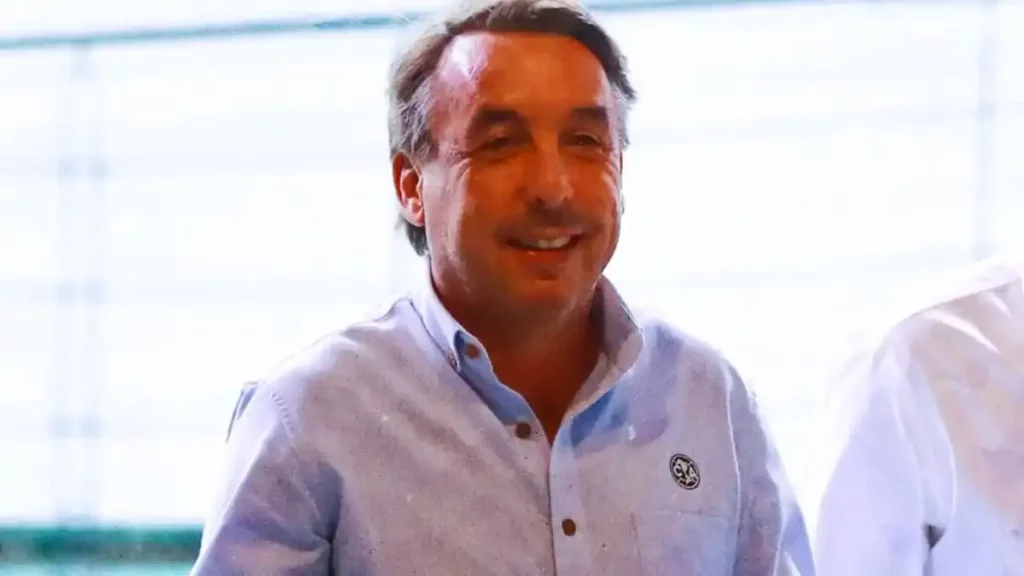 Emilio Azcárraga deja la presidencia de Televisa, lo investigan por supuestos sobornos a la FIFA