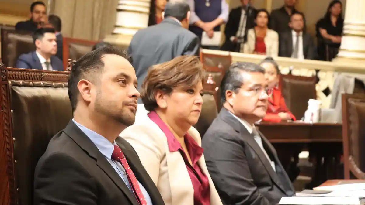 Pleno del Congreso avala reformas constitucionales en materia de transporte ferroviario y áreas estratégicas