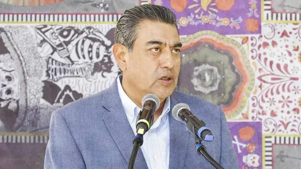 Sergio Salomón Céspedes analiza adelanto de participaciones federales al Ayuntamiento de Puebla por “hoyo financiero”