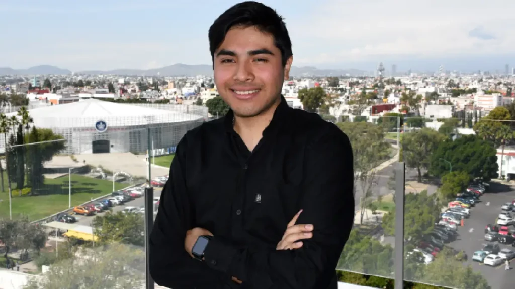 Estudiante BUAP gana primer lugar en el concurso de Intel “Acelerando México con Inteligencia Artificial”