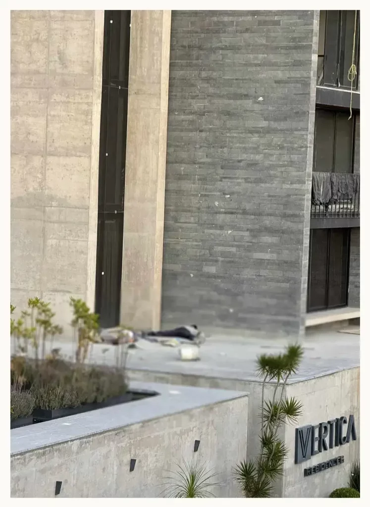 Tras caer de andamio en el octavo piso, dos albañiles murieron en Torre Vertica, Angelópolis