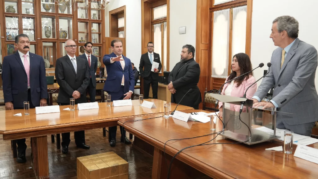 Pepe Chedraui toma protesta a Ricardo Zayas Gallardo como titular del Instituto Municipal del Deporte