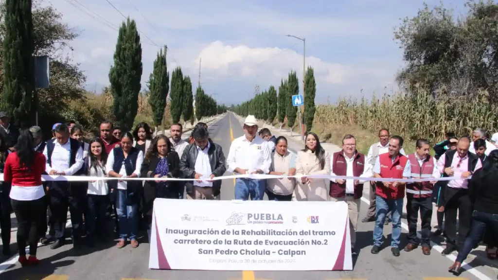 Con rehabilitación de rutas de evacuación, gobierno estatal garantiza seguridad ante contingencia volcánica