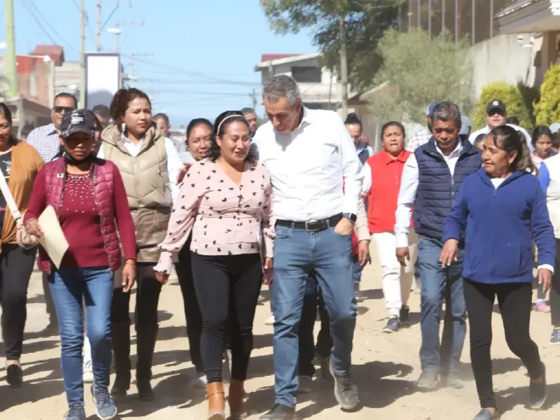 Atiende Pepe Chedraui vialidades en Juntas Auxiliares de la Capital