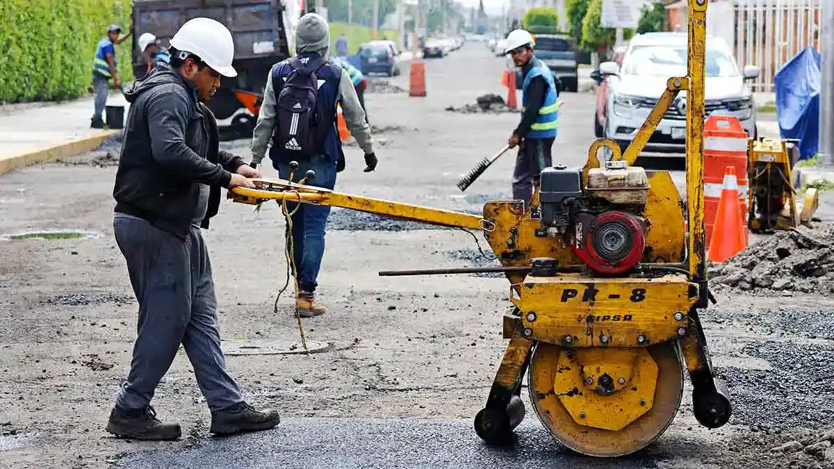 Con “Bacheo nocturno”, Gobierno de Puebla intervino siete mil 200 hoyos en octubre