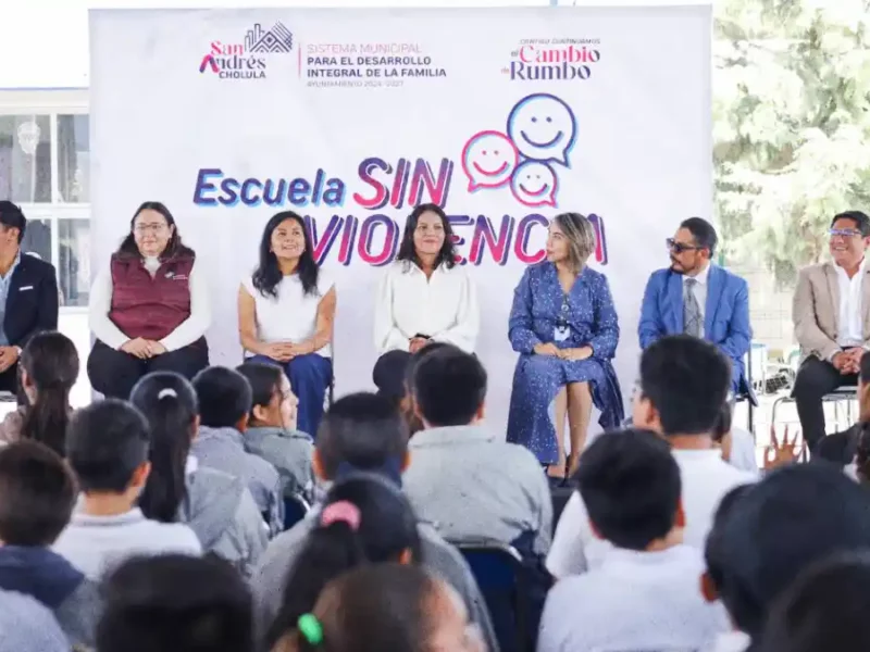 Reactiva Lupita Cuautle Torres el programa “Escuela sin Violencia” en San Andrés Cholula