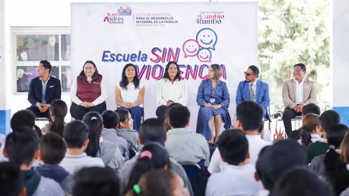 Reactiva Lupita Cuautle Torres el programa “Escuela sin Violencia” en San Andrés Cholula