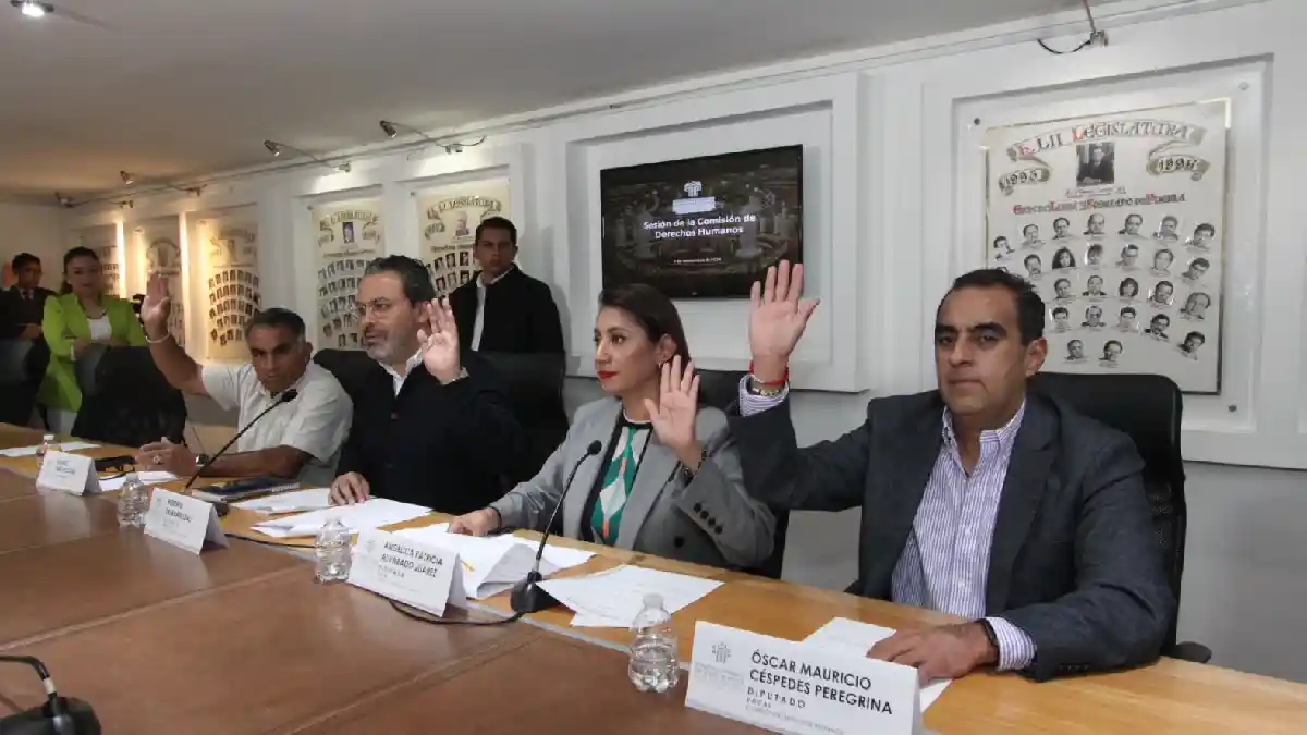 Avala Comisión del Congreso propuesta de aspirantes para ocupar presidencia de CDHE