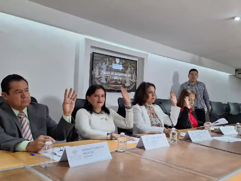 Aprueba Comisión del Congreso reconocimiento a mujeres con “Medalla Ángeles Espinosa Yglesias”