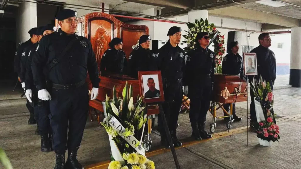 Con honores, despiden a los policías ejecutados por la Operativa Barredora en Atlixco