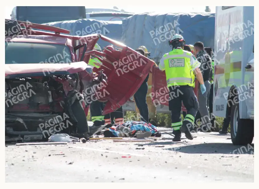 Choque múltiple dejó dos muertos y nueve personas heridas en la autopista Puebla-Orizaba
