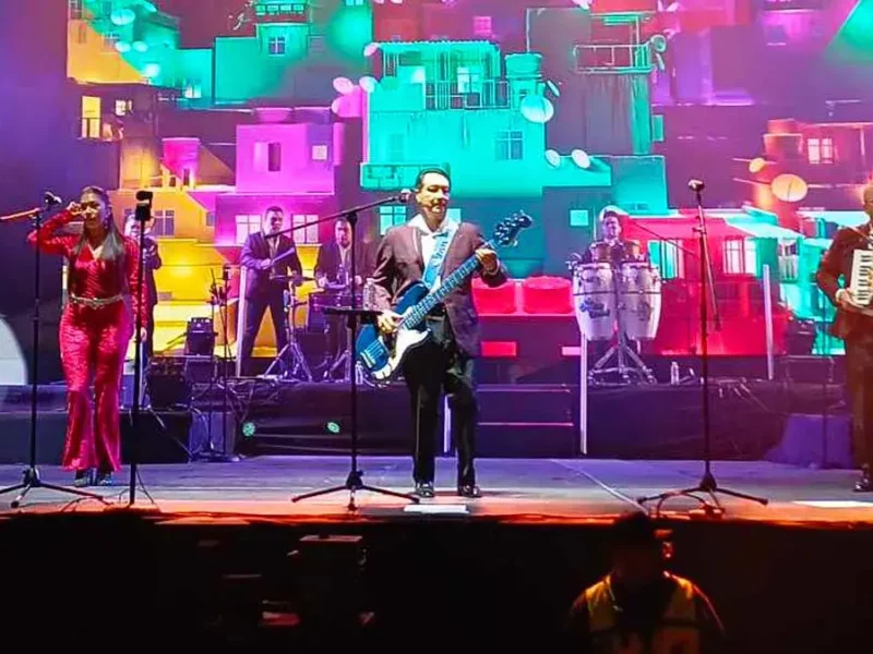 Los Ángeles Azules, Yair y Paty Cantú deslumbran en concierto de la Ibero Puebla