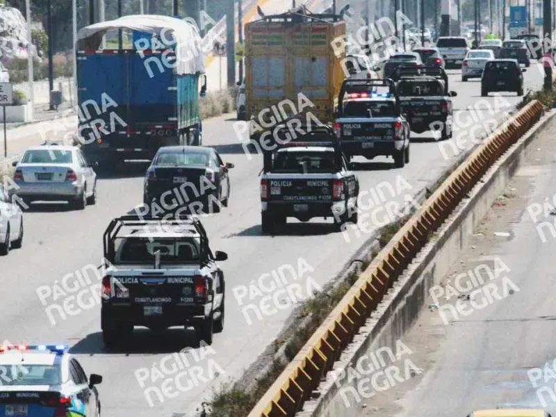 Tras persecución, policías detuvieron a dos hombres con arma en el Periférico Ecológico de Puebla