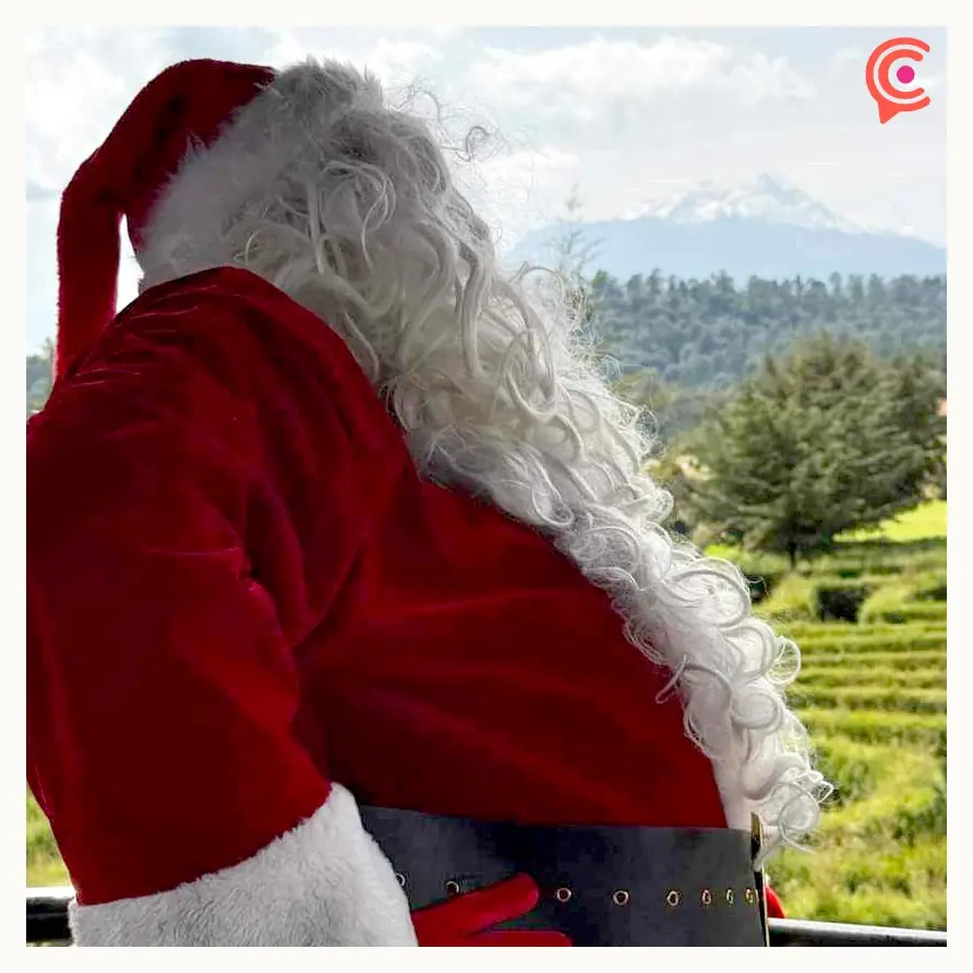 Disfruta del impresionante vuelo mágico de Santa Claus en Volártico Puebla