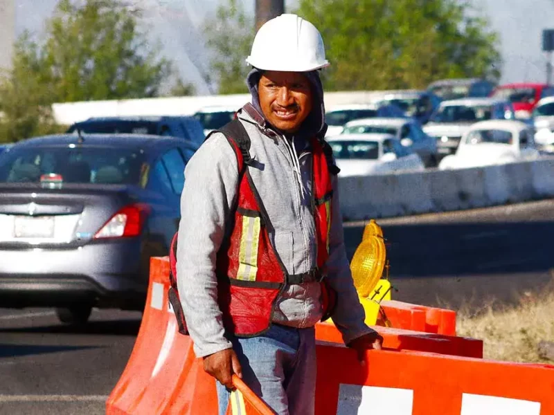 Anuncian cierres viales en noviembre por obras de distribuidores en Puebla 