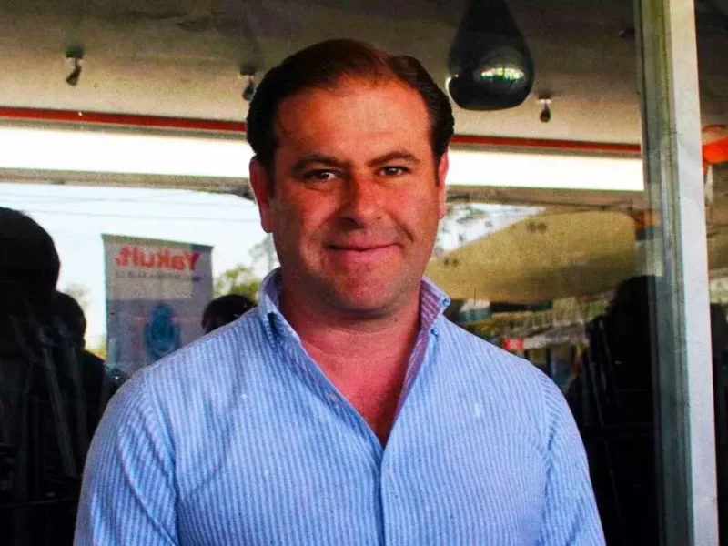 Ricardo Zayas analiza proyectos del Instituto Municipal del Deporte para el 2025  